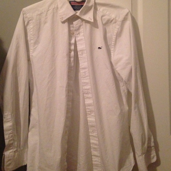 White vineyard vines button down
