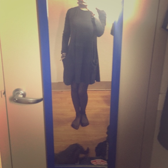 ROMWE grey dress with pockets!