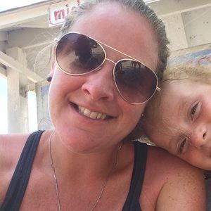 Meet your Posher, Bernadette