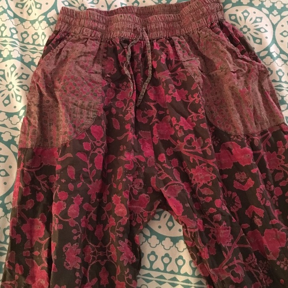 Patterned light joggers/harem pants
