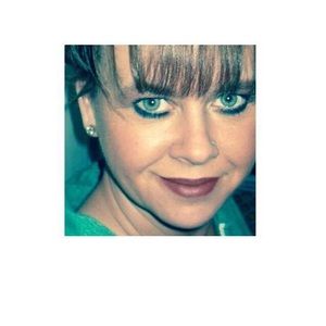 Meet your Posher, Kenna