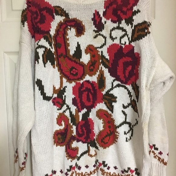 Sweater - Picture 1 of 3