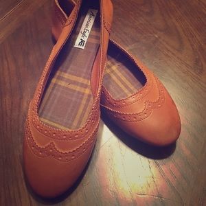 Brown leather sandals