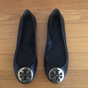 Tory Burch Reva Flat, great condition!