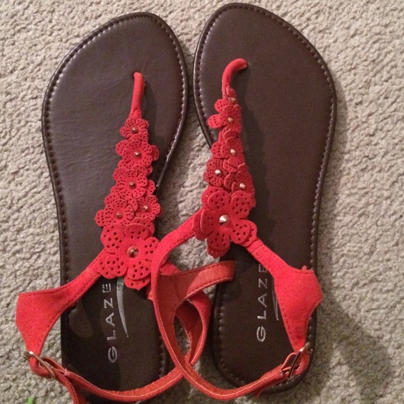 Glaze sandals!