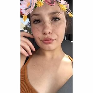 Meet your Posher, Maia