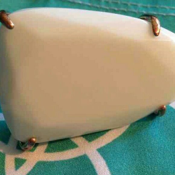 Kendra Scott Size 8 Tela ring looking for a size 7