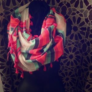 Infinity Pink Trimmed Tassel Scarf