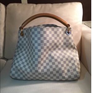 Louis Vuitton White Damier Azur Artsy Hobo
