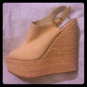 Size 8 ALDO wedges only worn a couple of times.
