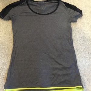 LuluLemon running top