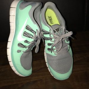 Nike free 5.0 shoes