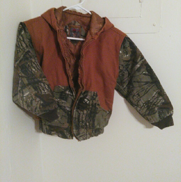 Little Boys Camouflage Coat... Size 6T