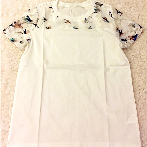 Hummingbird Blouse Sz S Brand New