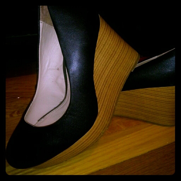 Round toe black wedges with wood heels