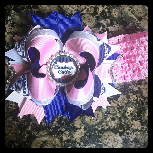 Dallas Cowboys bow with pink (Cowboys Cutie)