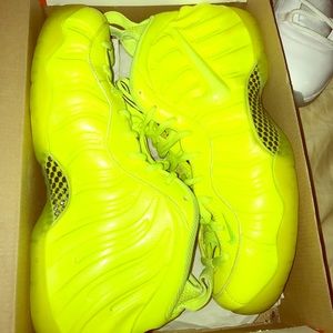 Highlighter foams for sale 140 $