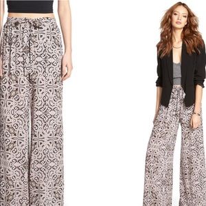 Astr (Nordstrom) Wide Leg Print Pants