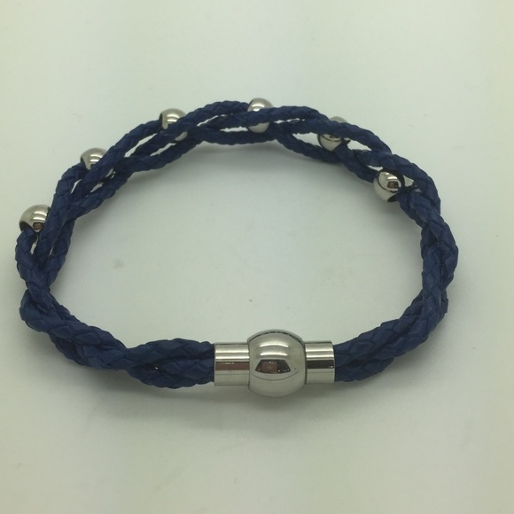 Men's blue leather bangle with ball studs - Picture 2 of 2