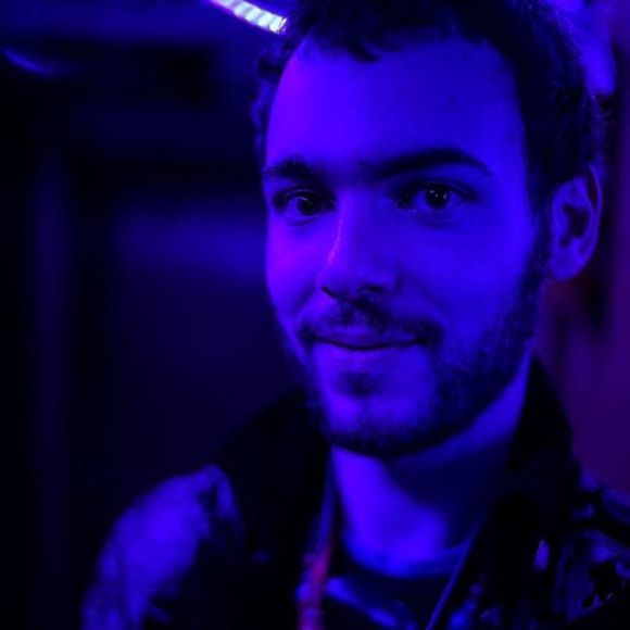 Meet your Posher, Kevin - Picture 1 of 1