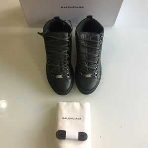 📟BalenciagaAUTHENTIC Green Arena Hightop Sneakers