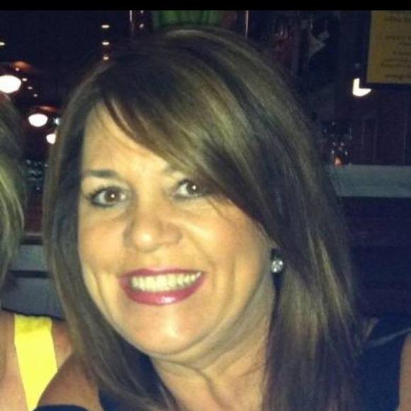 Meet your Posher, Sharon - Picture 1 of 1
