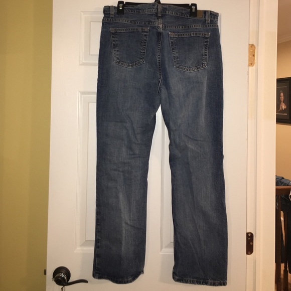 Old Navy medium wash jeans - Picture 2 of 2