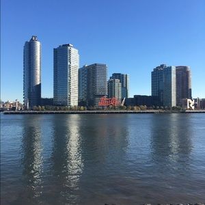 Meet your Posher, Munkh