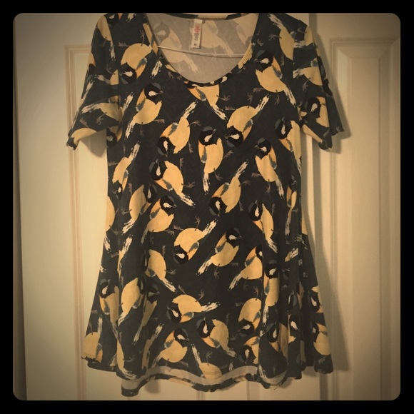 Lularoe perfect tee