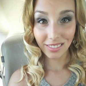 Meet Your Posher, Jenny!