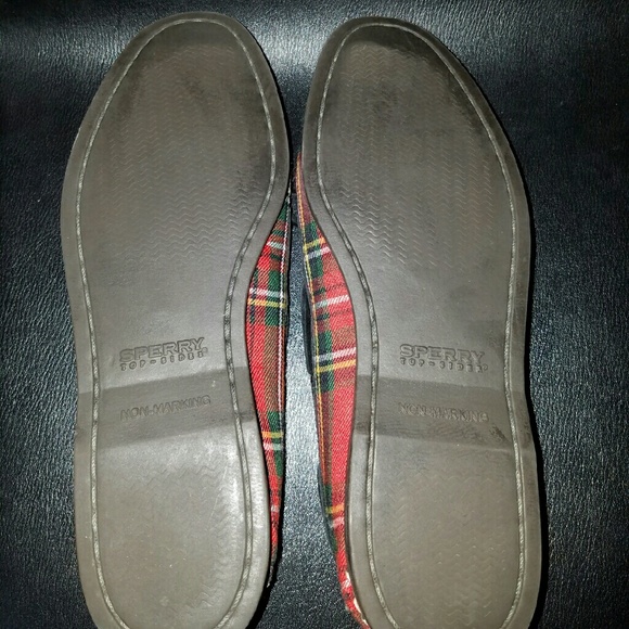 Shoes - Picture 2 of 3