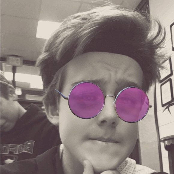 Meet your Posher, Mikey - Picture 1 of 1