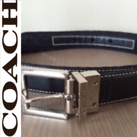 NWOT! Skinny reversible black leather & C pattern