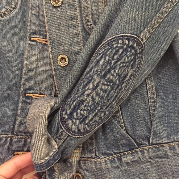 Levi's denim trucker with elbow patch size Small - Picture 3 of 4