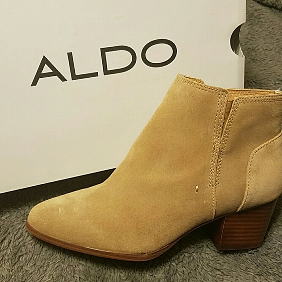 Aldo Lillianne tan booties
