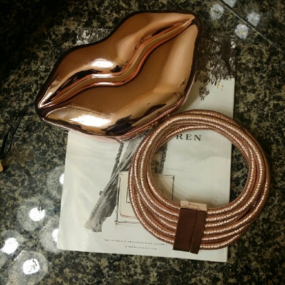 ROSE GOLD Metallic Multi-Layer Alloy Choker - Picture 2 of 2