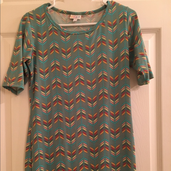 Lularoe Julia - Picture 1 of 3