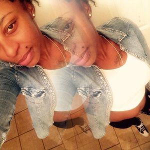 Meet your Posher, Nina