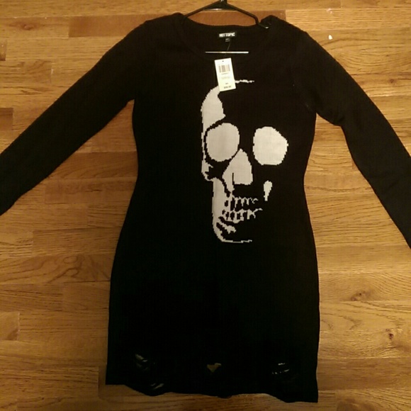 Hot Topic Sweater Dress Black Distressed Skull NWT