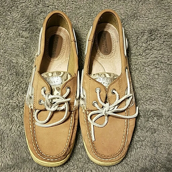 Tan and silver cheetah print Sperry's