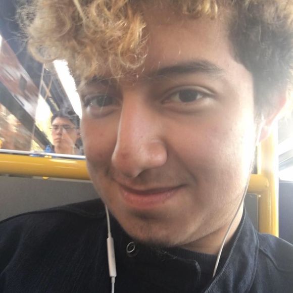 Meet your Posher, Brandon