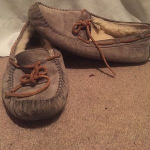 Ugg moccasin