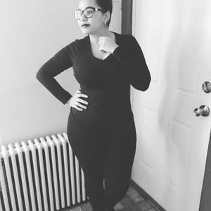 Meet your Posher, Nieves