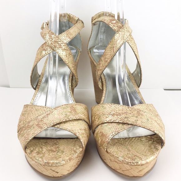 Alfani Gold Cork Strappy Wedges Sandals Shoes 10 - Picture 2 of 4