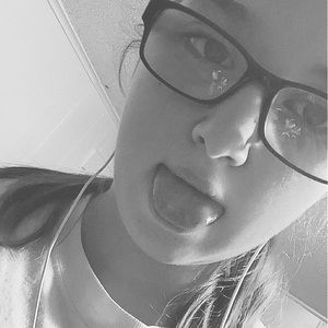 Meet your Posher, Ashlin