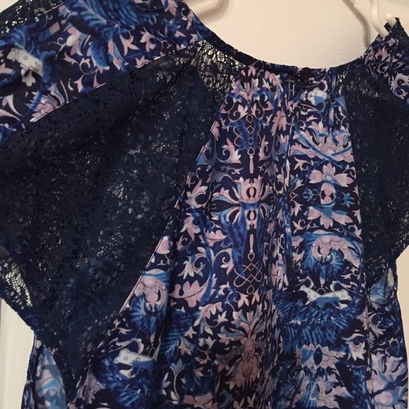 Chelsea28 Small Blue Floral Top - Picture 5 of 5