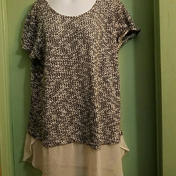 Ladies tunic new never worn
