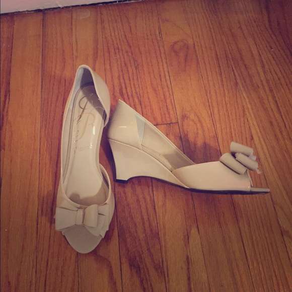 J.renee nude patent leather wedges