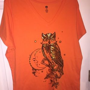 Women's nwt Halloween shirt