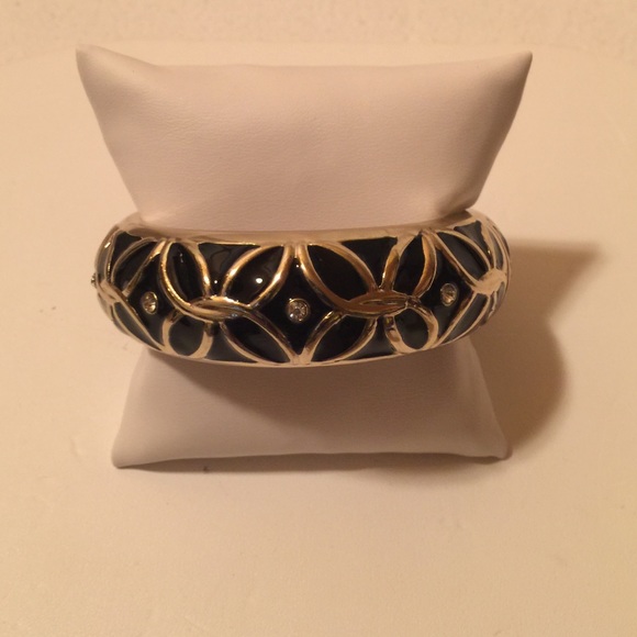 Fashion Bangle
